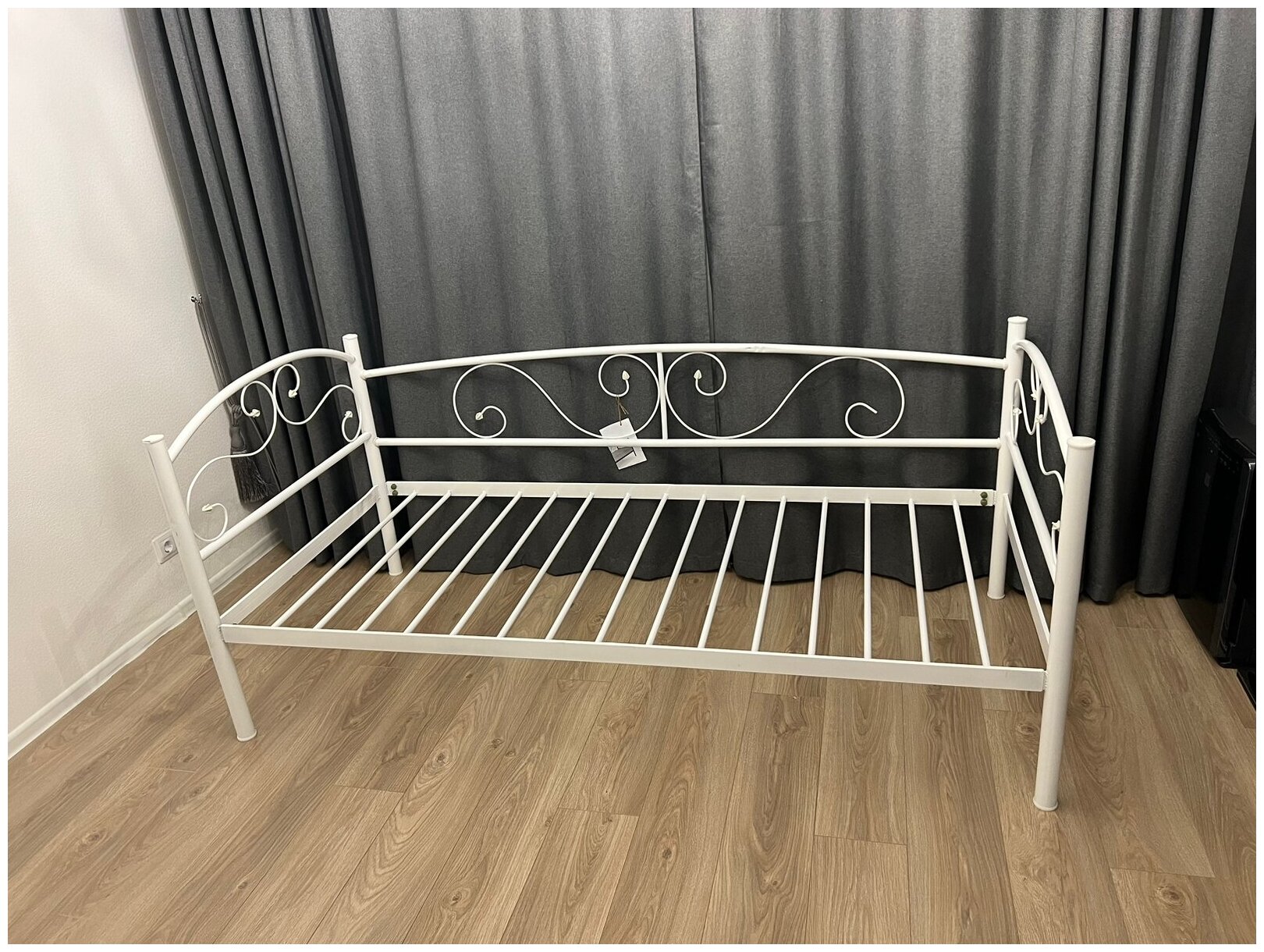 Кровать металлическая Сальса, размер 90*200, цвет белый