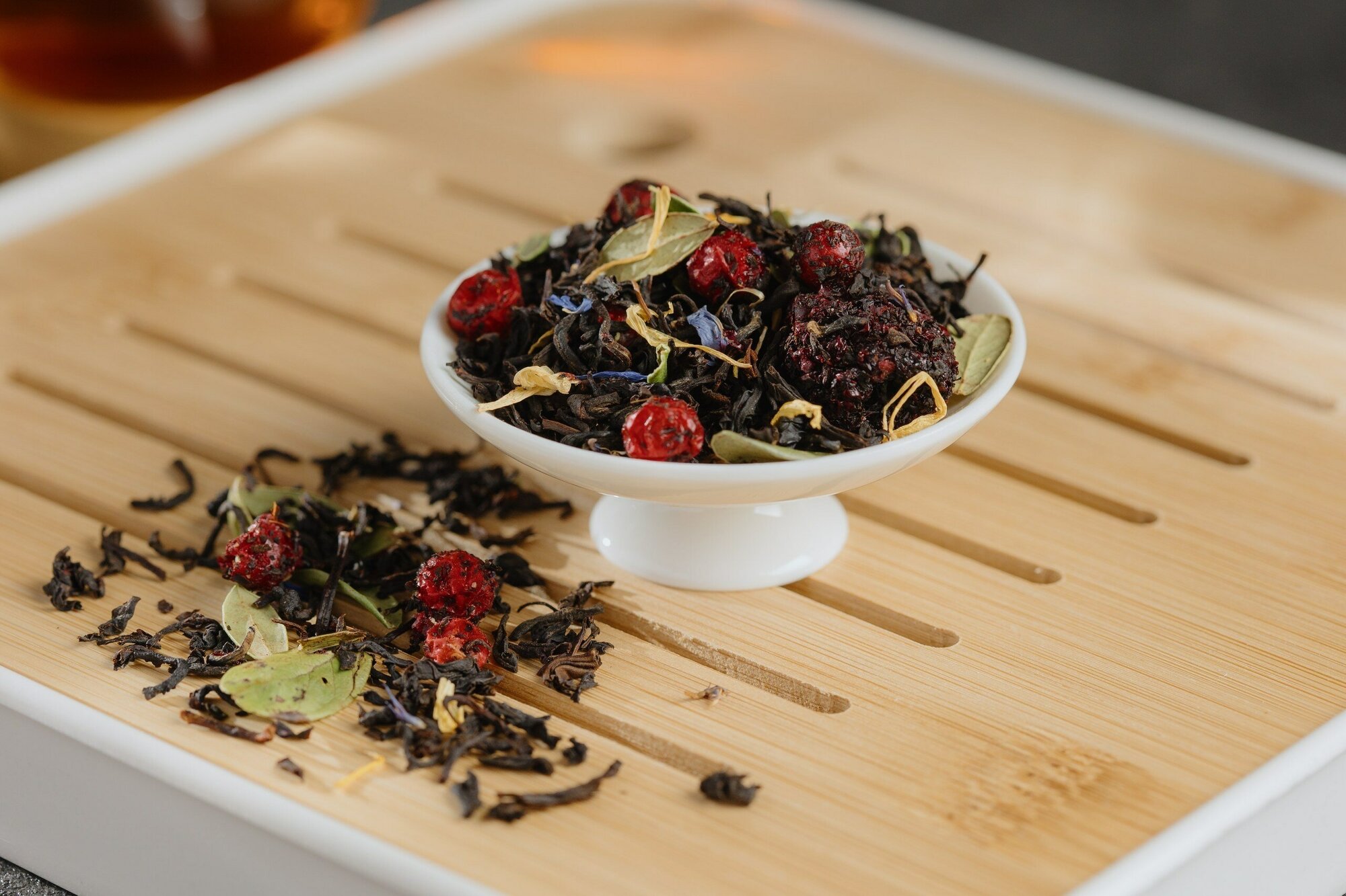 Чай черный с лесными ягодами "Таежный сбор" / Витаминный чай / Для поднятия иммунитета / придает силы / тонизирующий чай/ 150г. - фотография № 1