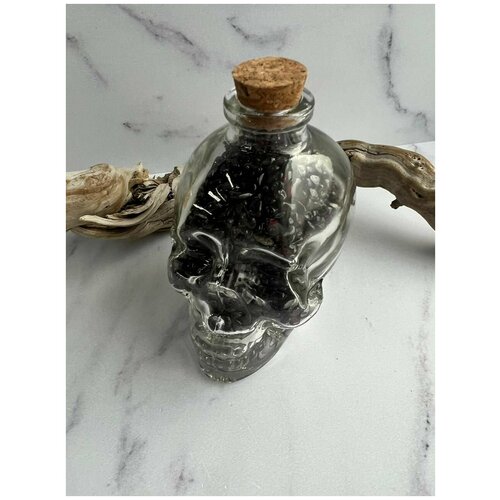 Стеклянная бутылка 