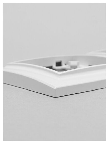 Рамка двухместная горизонтальная, серия Эрна, PFR00-9002-01, белый - фотография № 13