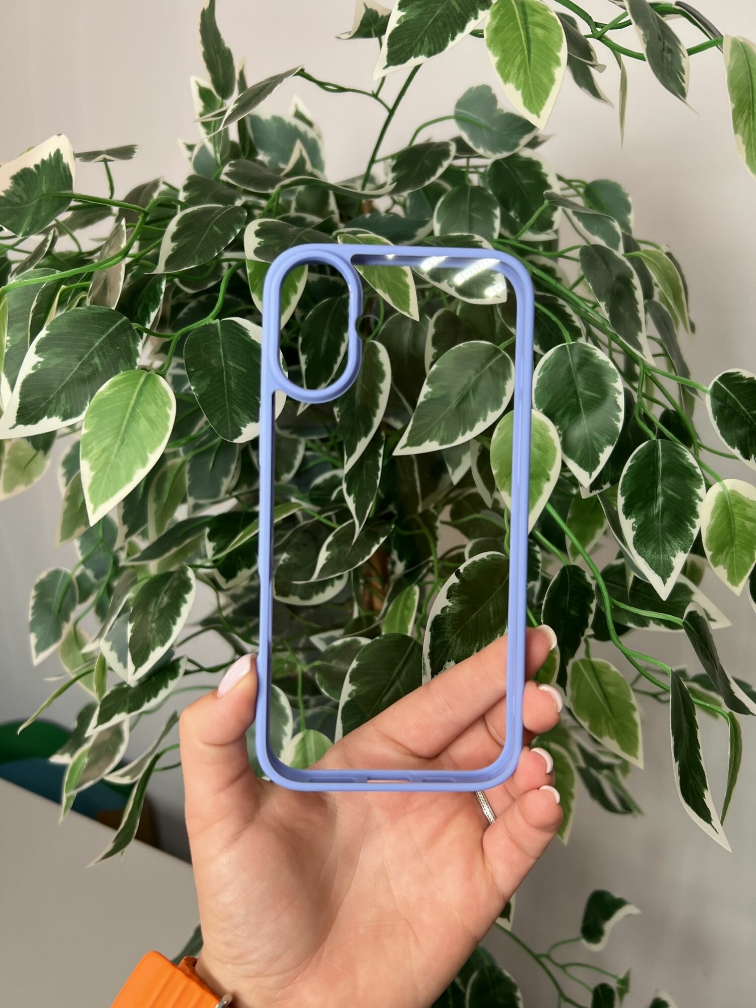 Чехол на iPhone 16 Plus / Айфон 16 + прозрачный с силиконовым кантом Crystal Case (Синий) — фото 1