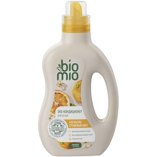 Кондиционер-ополаскиватель для белья Biomio BIO-SOFT апельсин - грушевый цвет 800 мл