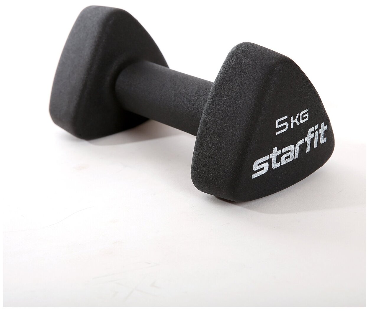 Гантель неопреновая STARFIT DB-205 5 кг, черный