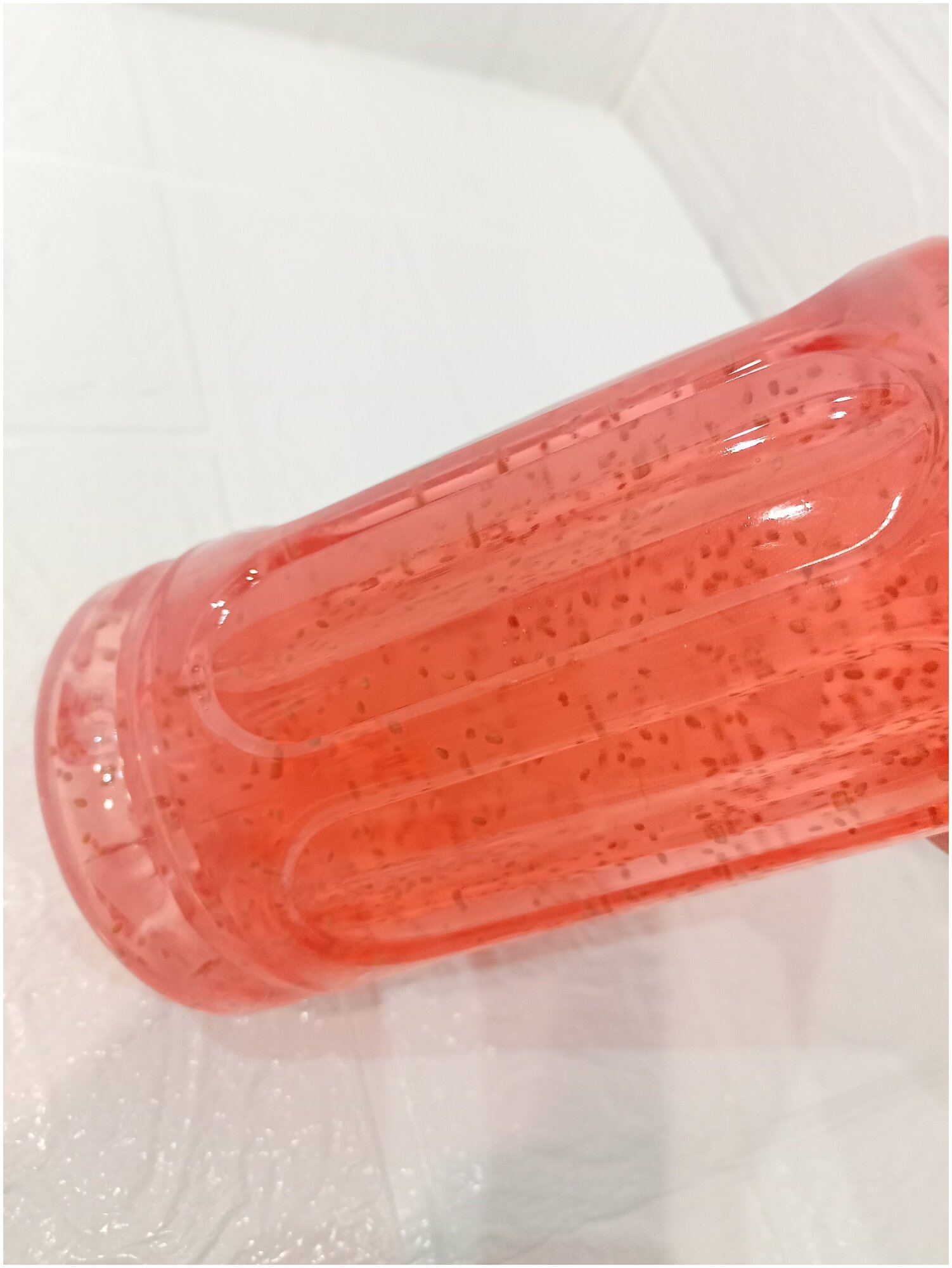 Напиток сокосодержащий Aloe big size cube XXL Strawberry с кусочками клубники, 1.5 л - фотография № 3