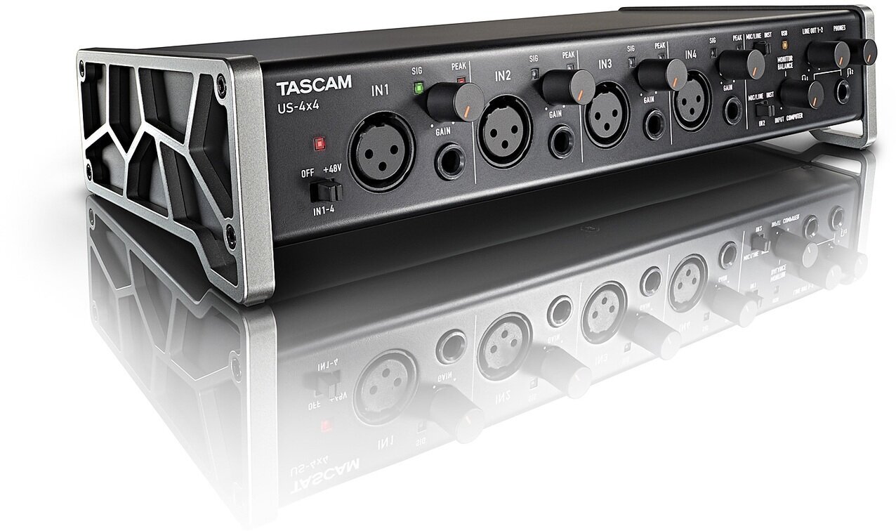 Tascam US-4X4 USB аудиоинтерфейс