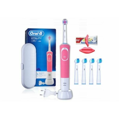 Зубная щетка Oral-B Vitality D100, 4 дополнительных щетки, отжим для пасты и дорожный футляр