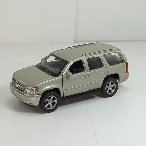 Металлическая машинка 1:34-1:39 CHEVROLET TAHOE 2008г, серебро 43607D Welly