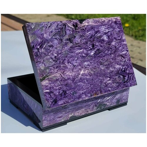 Шкатулка из натурального чароита (Экстра)