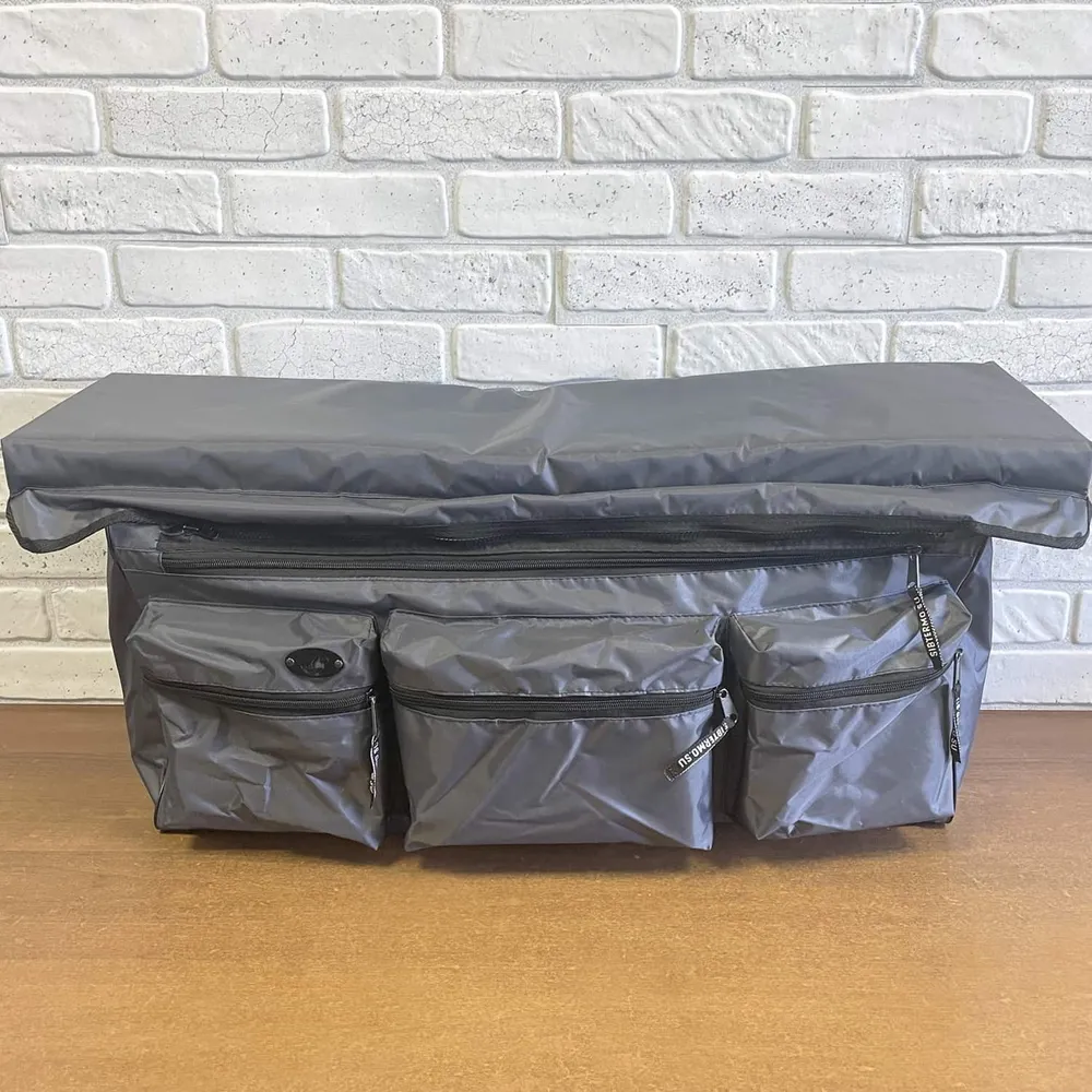 Мягкая накладка с сумкой Сибтермо 85 см v. H24 на сиденье лодки ПВХ (водоотталкивающий Оксфорд, надежное крепление к балке, вместительная сумка)