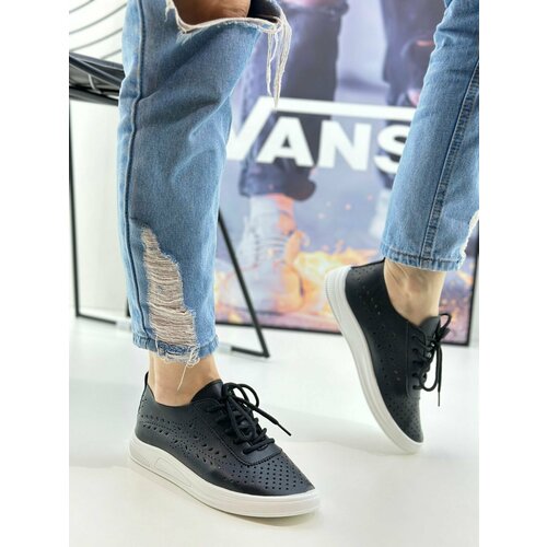 фото Кроссовки , повседневные, размер 41, черный нет бренда