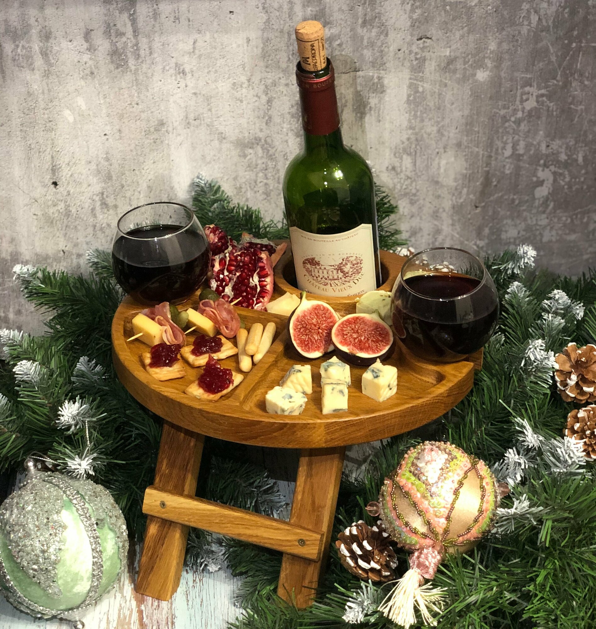 фото Винный столик