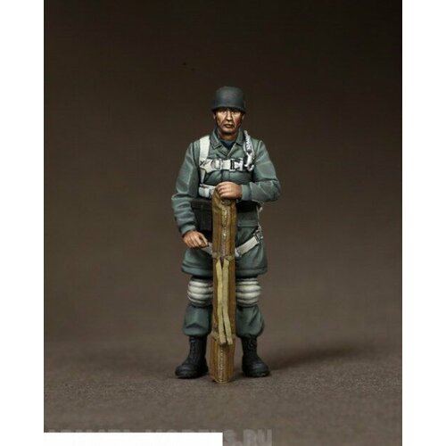 35110SOGA Fallschirmj? ger machine gunner.