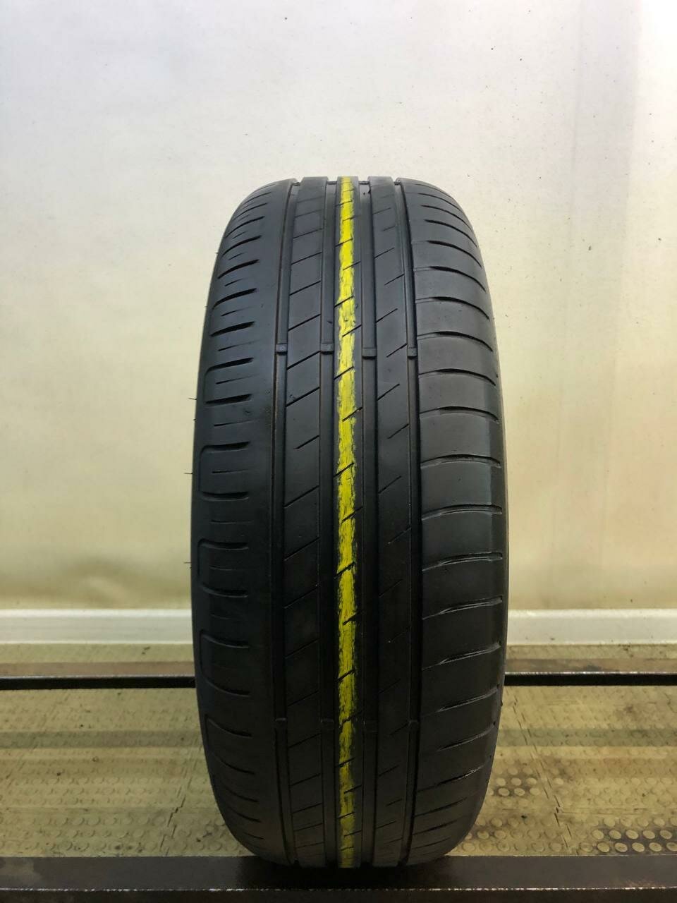 Goodyear EfficientGrip Performance 205/60 R16 БУ Шины Летние