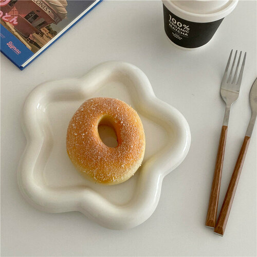 Тарелка керамическая обеденная десертная в виде звезды, ручная работа плешоп посуда для дома в корейском стиле, для украшений, белая, 15 см