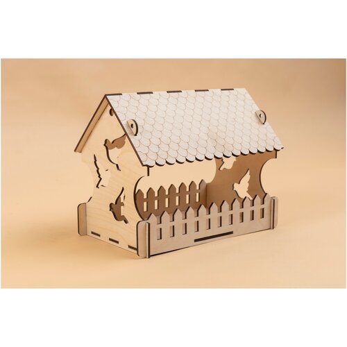 фото Кормушка для птиц деревянная "дом с забором" ооо "арт-вагонка"