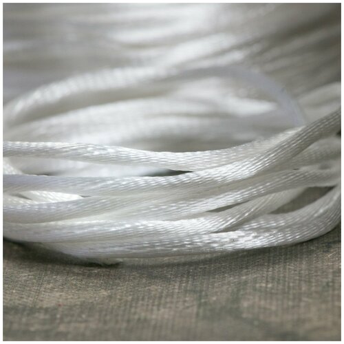 Шнур атласный 2 мм 20 метров для шитья / рукоделия / кумихимо, цвет белый, 2 мм