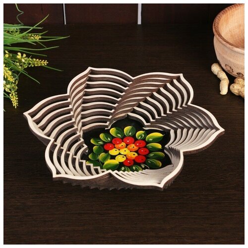 Сухарница Ягоды шестиконечная d20 см 739₽