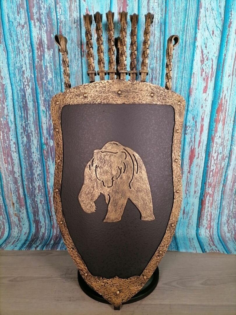 Каминный набор Щит-подставка Медведь на 6 шампуров Монблан - фотография № 1