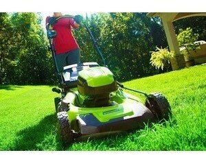 Электрическая газонокосилка Greenworks 2502807 60V 46cm GD60LM46HP DigiPro 46