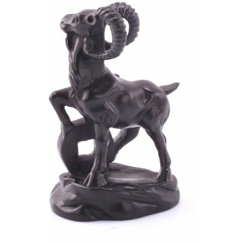 Денежный козлик в тапке из мраморной крошки.