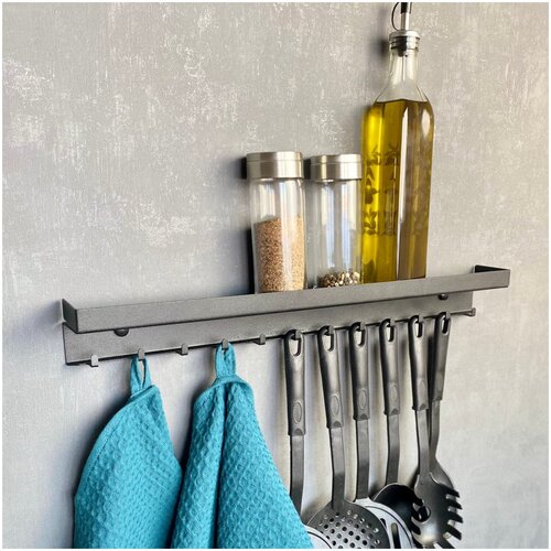 Держатель вешалка для кухонных принадлежностей с полочкой для специй и приправ металлический черный 33 кдобства 103201ч