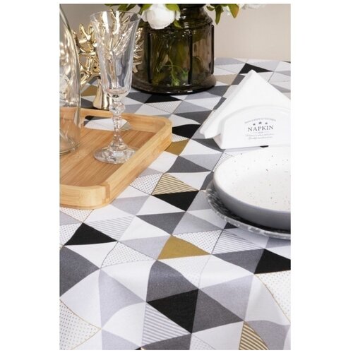 Doll Tall / Новогодняя Скатерть на стол / Праздничное украшение / Новогодняя утварь на кухню