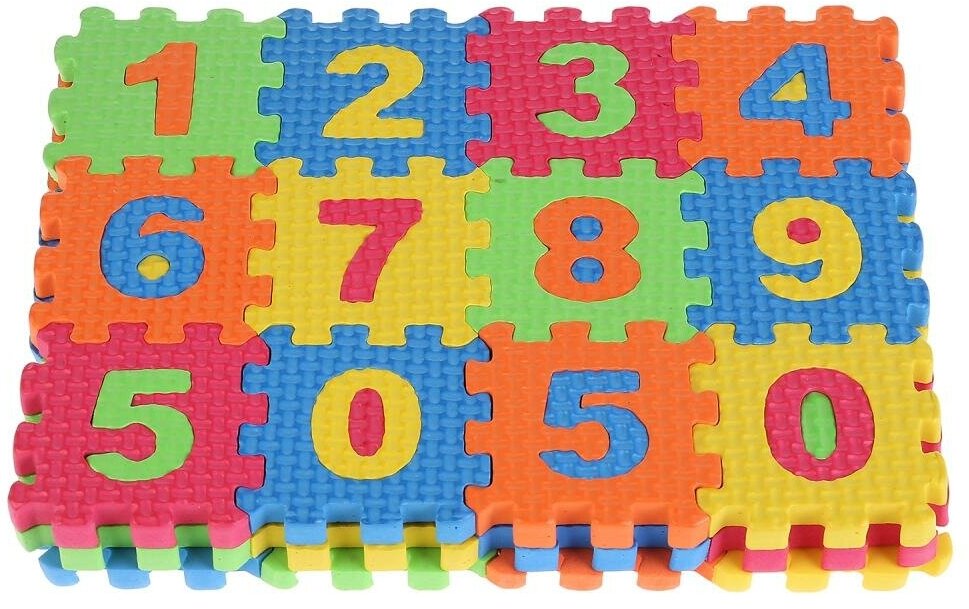 Мини-коврик сборный "Любимые герои" с буквами, 36 элементов, 5х5 см. размер 30х30 см. Играем вместе D18587ABC-CRT