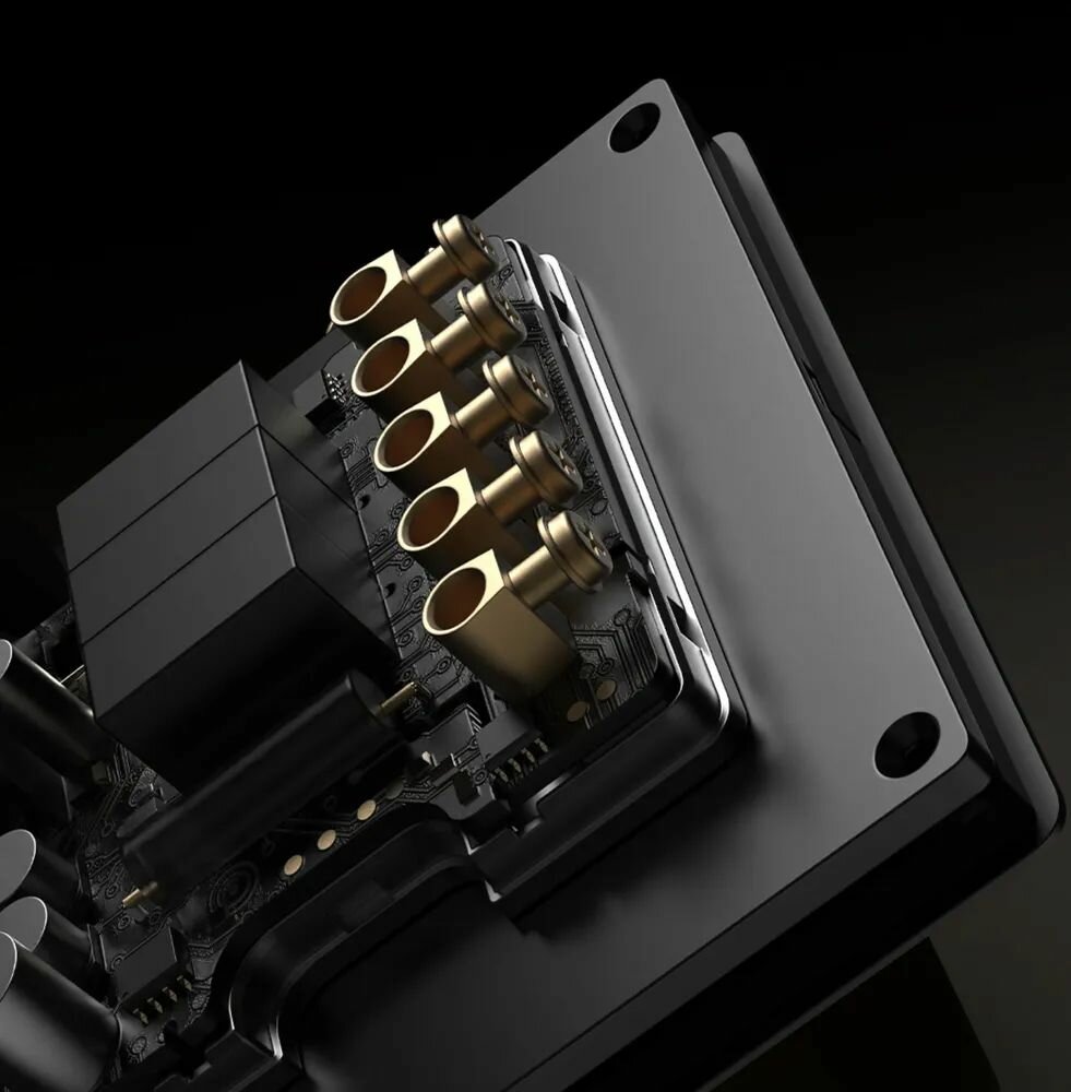 Боковой вид выключателя с подсветкой кнопок в темноте