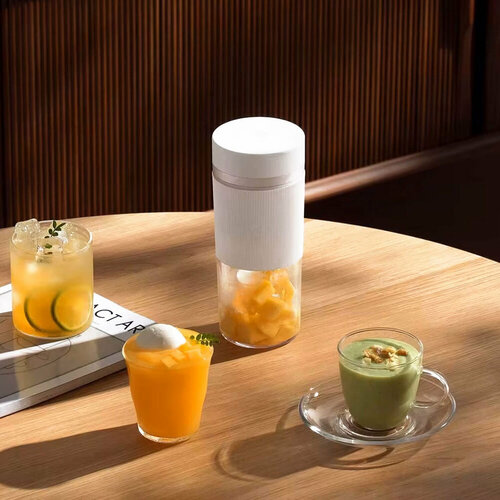 Соковыжималка блендер портативная беспроводная 300 мл Xiaomi Mijia Portable Juicer Cup (MJZZB02PL)