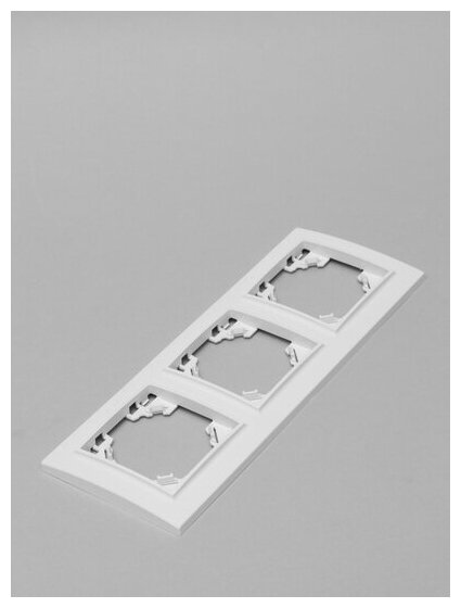 Рамка двухместная горизонтальная, серия Эрна, PFR00-9002-01, белый - фотография № 9