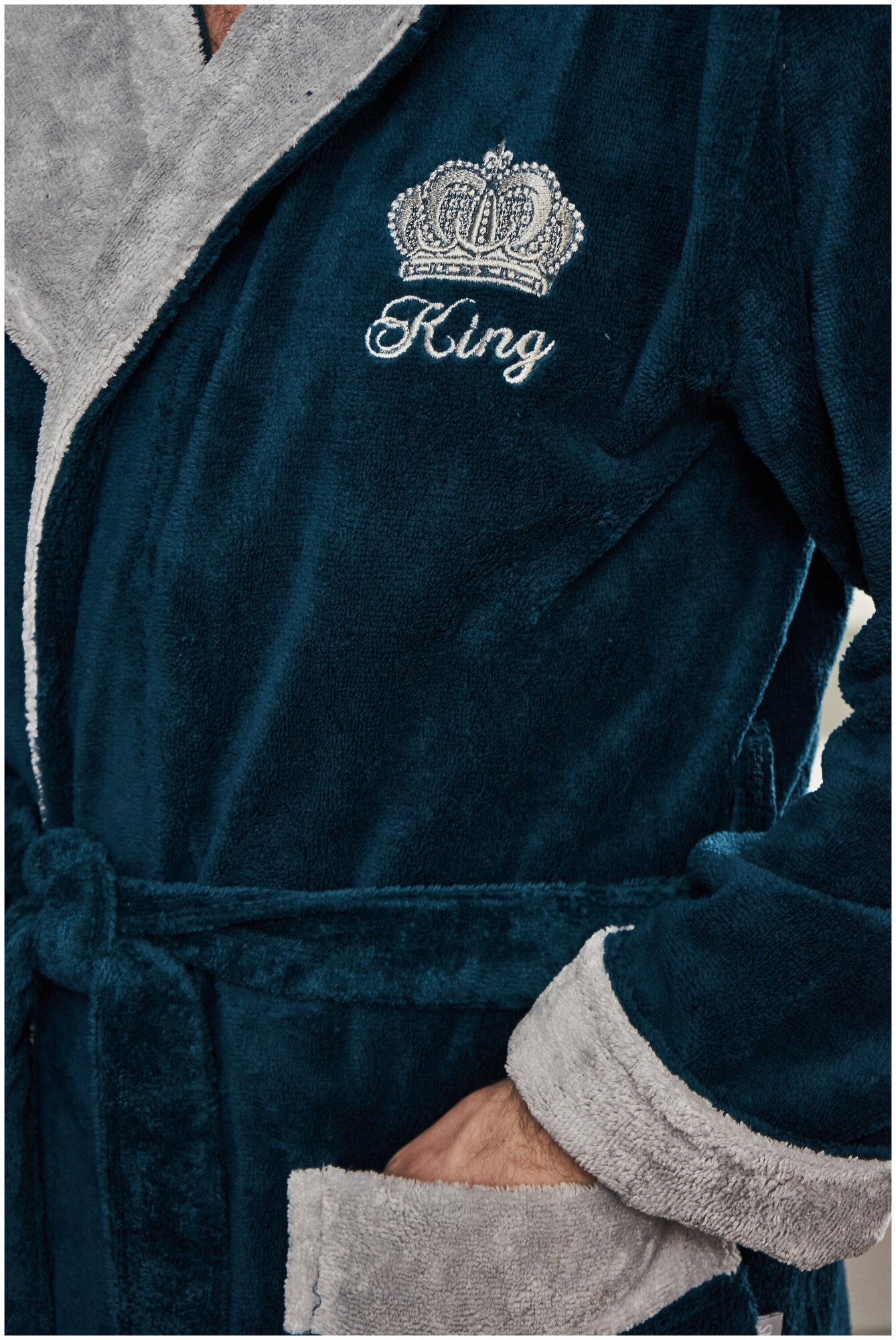 Халат мужской велюровый KING с капюшоном Морская волна 5XL - фотография № 14