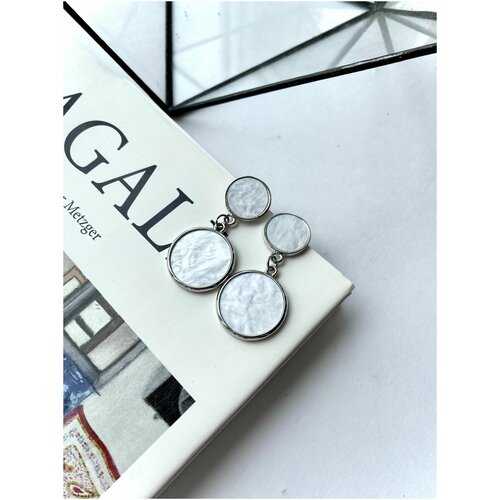 Круглые пусеты/серьги гвоздики/перламутр