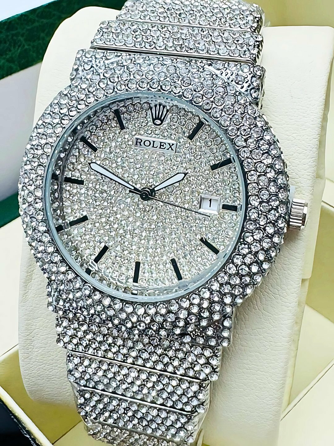 Наручные часы 120