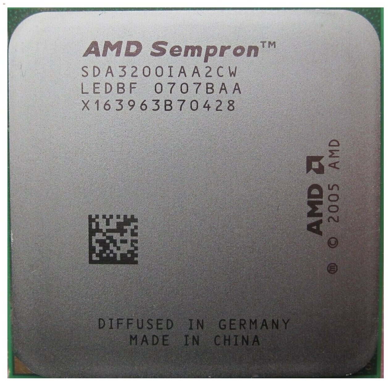 Процессор AMD Sempron 3200+  Manila AM2,  1 x 1800 МГц, OEM