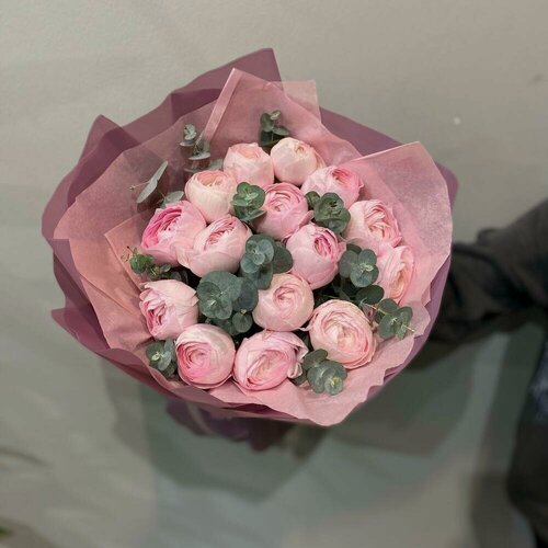 Изображение товара Букет Protea "Ранункулюс", монобукет, 15 ранункулюсов премиум, высота 45см, упаковка, 3 ленты