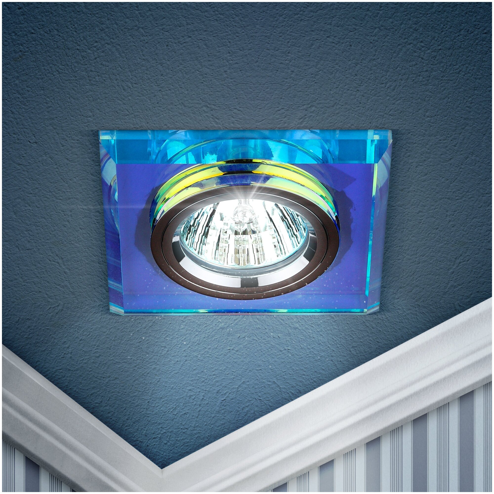 ЭРА DK8 CH/PR Светильник декор стекло квадрат MR16,12V/220V, 50W, хром/перламутр C0043790