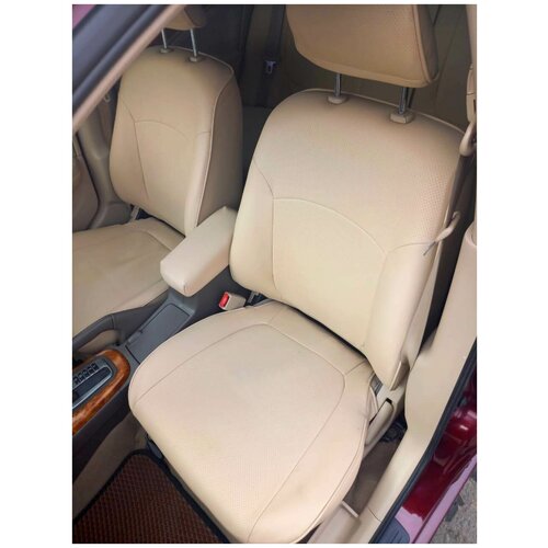 Модельные чехлы на Nissan Bluebird Sylphy 2000-2005 г. (бежевая экокожа)
