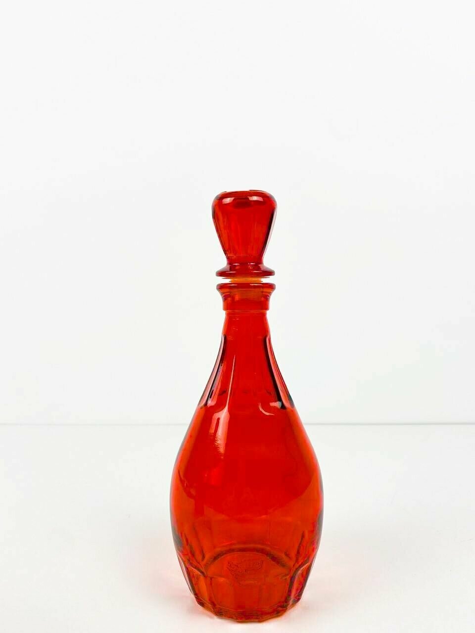 Графин стеклянный для напитков с пробкой 450мл Рубин Дионис Красный