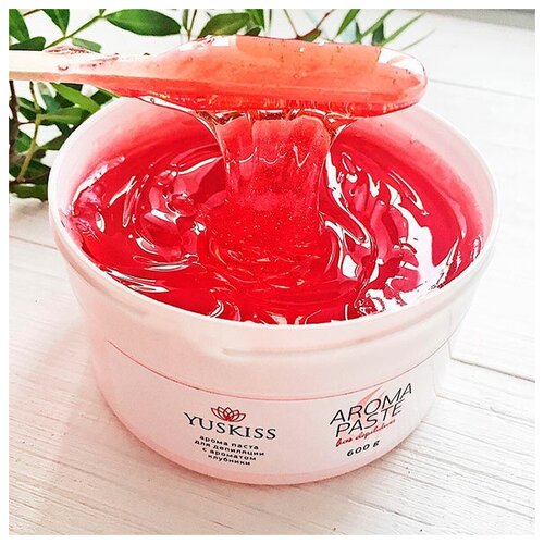 Сахарная паста Yuskiss клубника 600 гр.