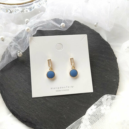 Серьги цепочки, с подвесками Стайл Групп, эмаль, размер 7 мм, золотистый