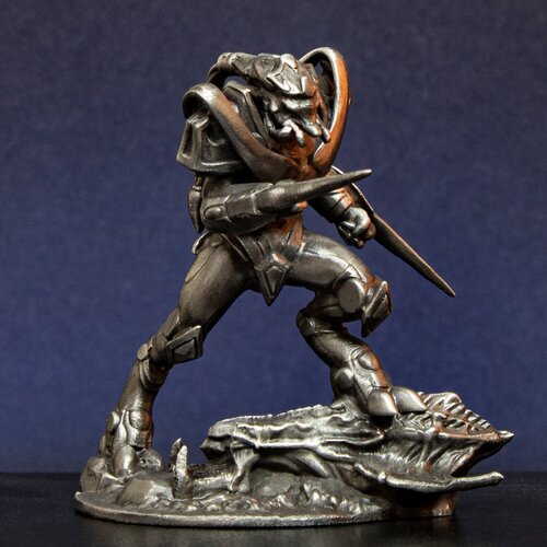 Зилот коллекционная металлическая фигурка Старкрафт / Zealot collector's edition StarCraft