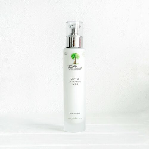 Feel Nature Мягкое очищающее молочко для лица 100 мл