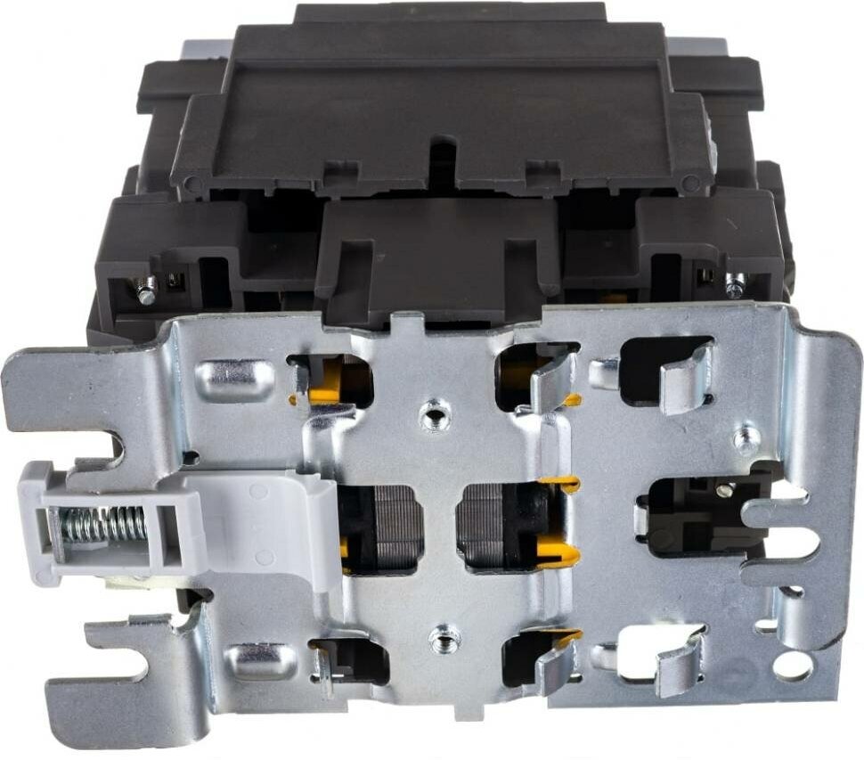 Контактор IEK КМИе-49512 95А 230В АС3, 1НО, 1НЗ , KKME41-095-230-11
