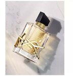 Yves Saint Laurent Женский Libre Eau de Toilette Туалетная вода (edt) 30мл - изображение