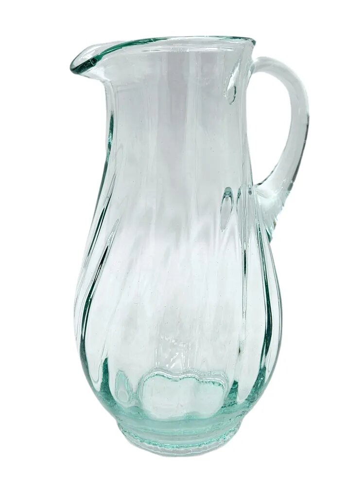 фото Кувшин рифленый 1600 мл в из прозрачного стекла Bottiglia Craft Jug для воды, сока, вина, молока, настоек, компота, сангрии/ Ручная работа / Сделано в России