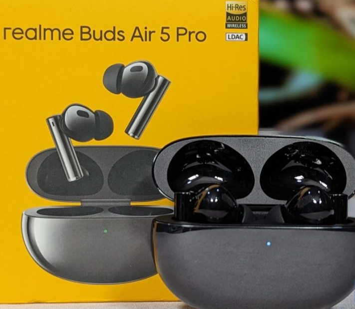 Наушники realme Buds Air 5 Pro, система ANC, влагозащита, черный