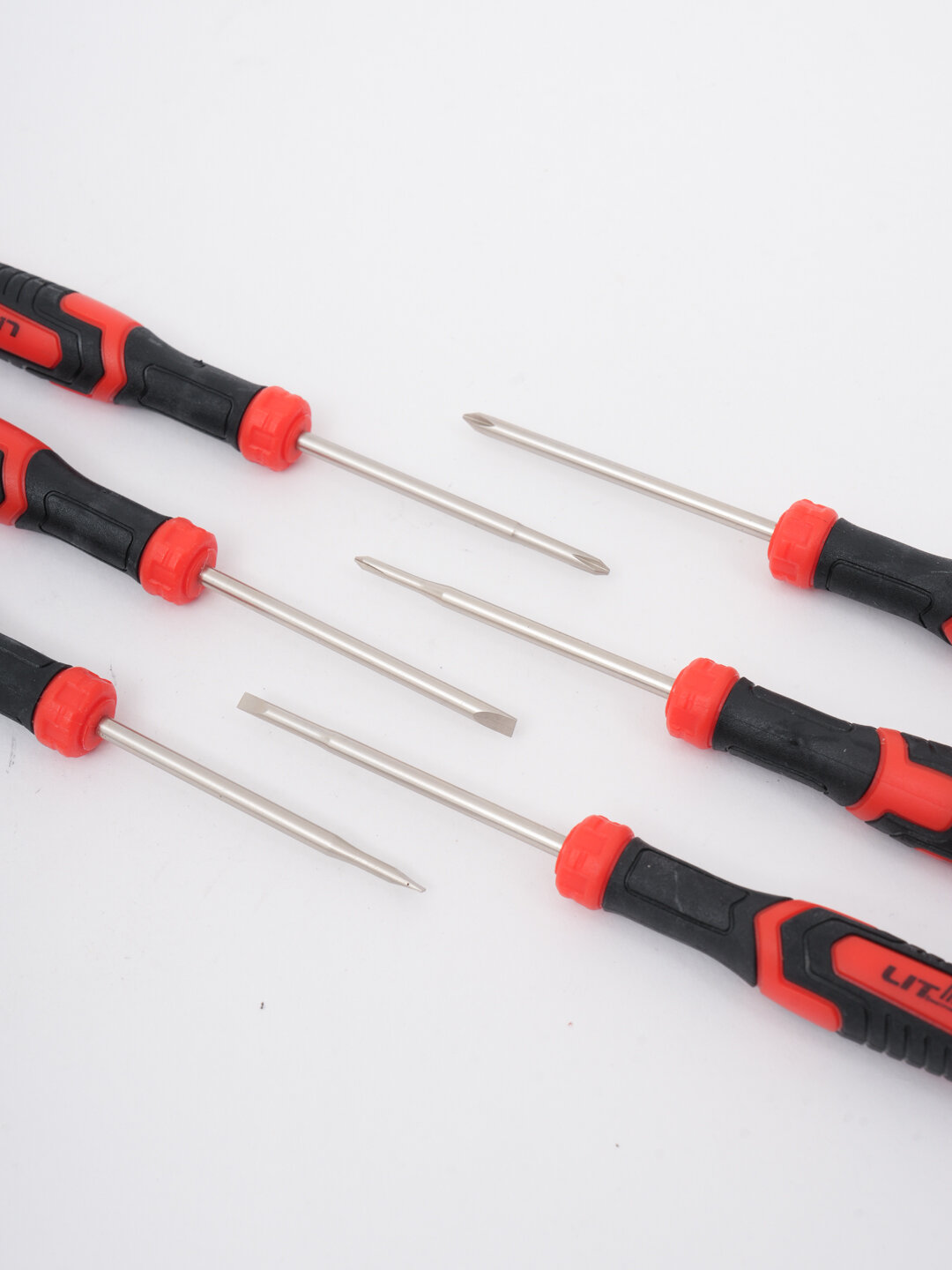 Набор отверток LIT, в кейсе, с противоскользящими рукоятками, 6 штук — фото 1