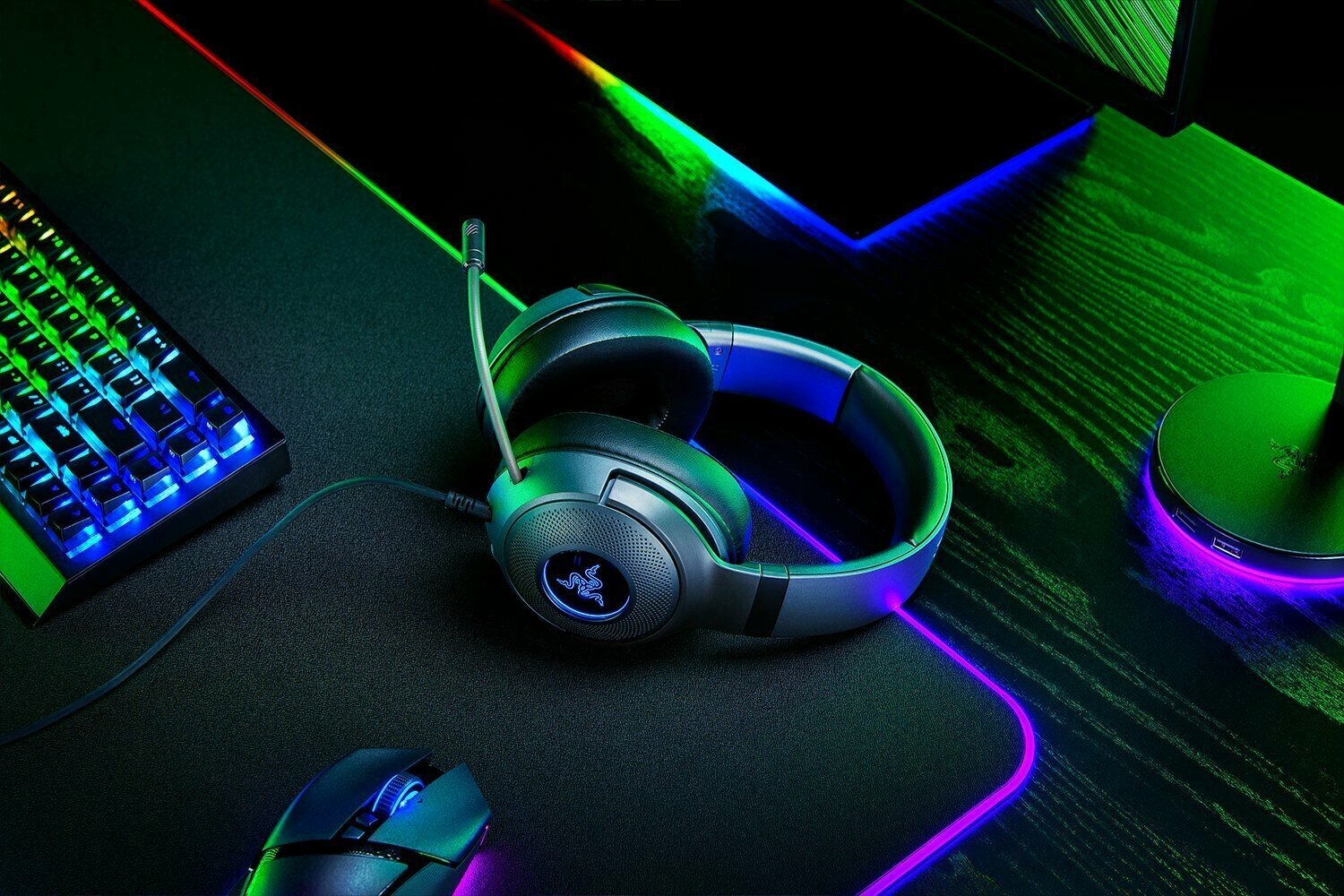Игровая гарнитура Razer Kraken V3 X (2022) USB 40 динамики 71 звук полноразмерные кардиоидный микрофон подсветка Chroma RGB