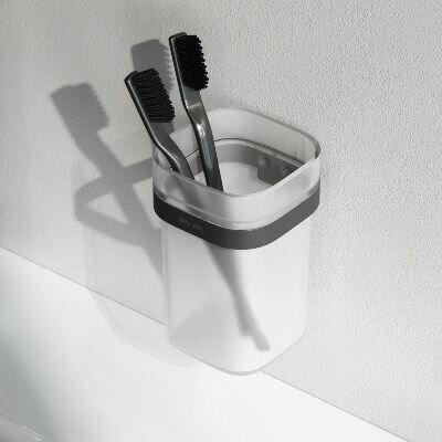 фото Стеклянный стакан AM.PM Func A8F34322 настенным держателем, квадратный, черный