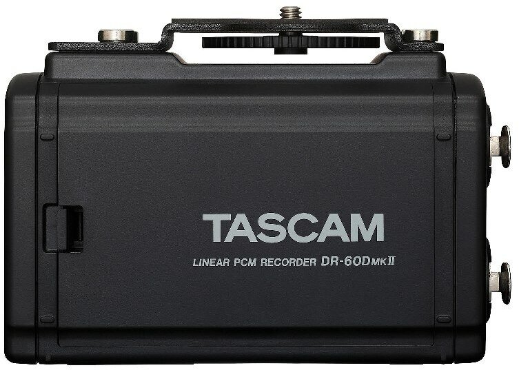 Портативный рекордер Tascam DR-60D MKII